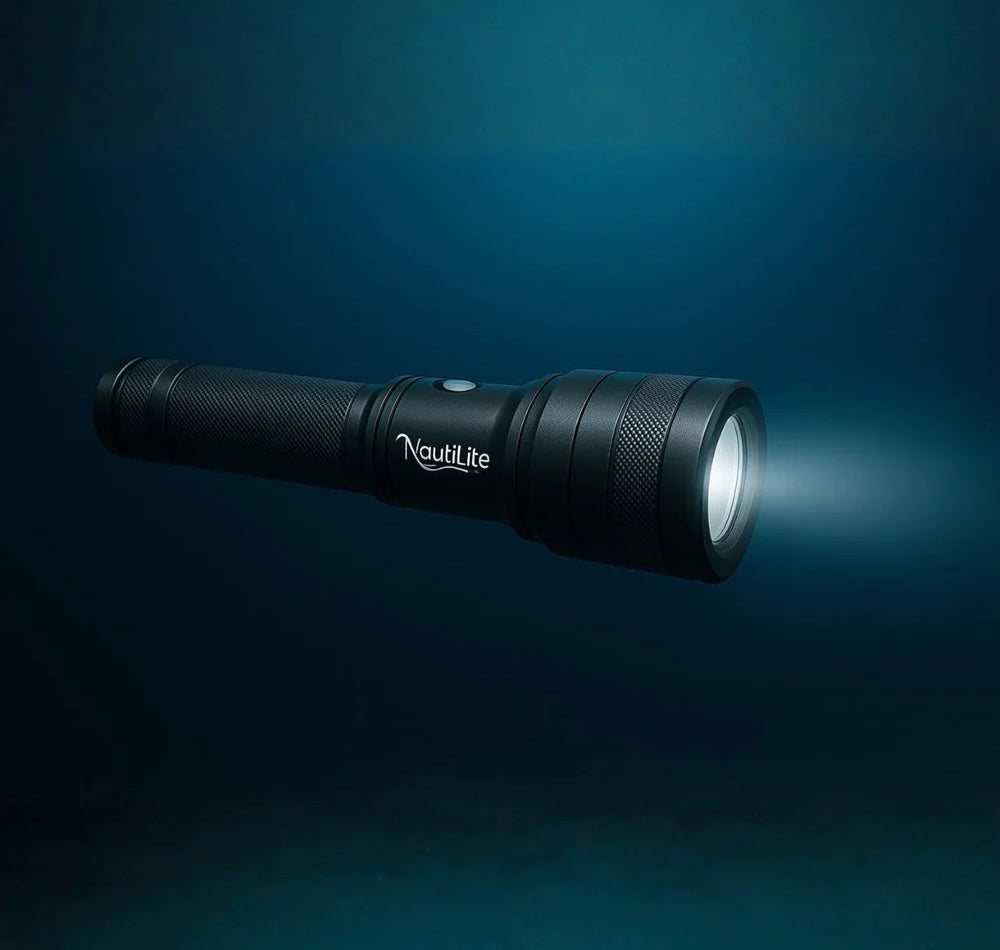 Nautilite Reef Master 1800 Lumen Torch