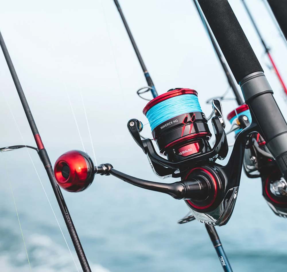 Daiwa 22 Maverick MQ Spin Reel Rods In Holder